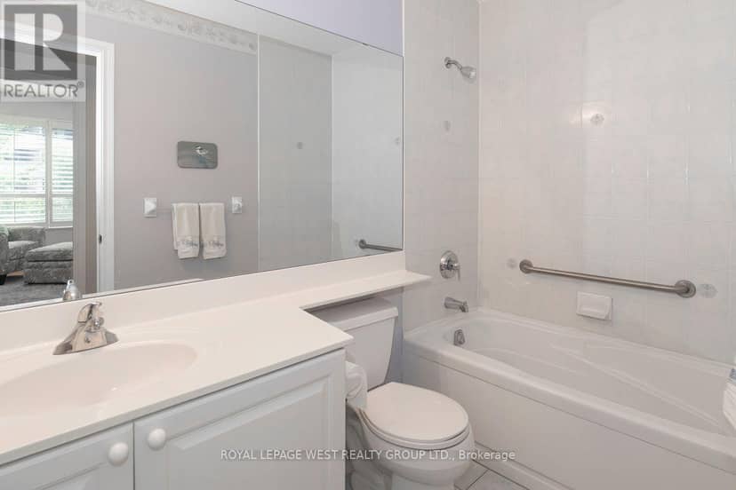 302 - 1 Lomond Drive — photo 20 of 29