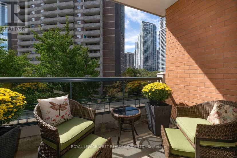 302 - 1 Lomond Drive — photo 22 of 29