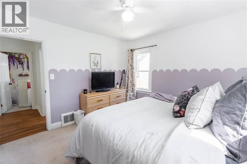 778 Wellington Street — photo 11 of 36