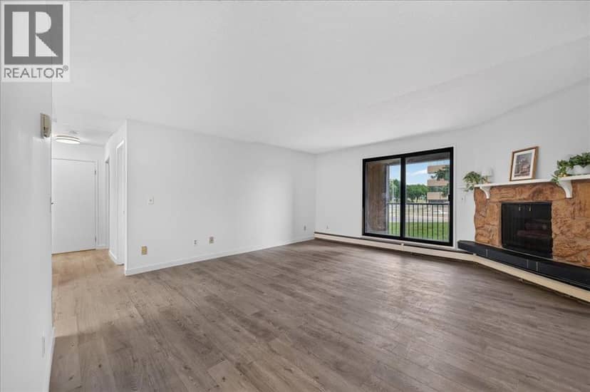 3106, 4001C 49 Street NW — photo 14 of 29