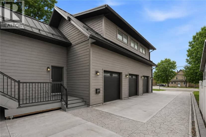 207 BEACH Boulevard, Hamilton, photo 4