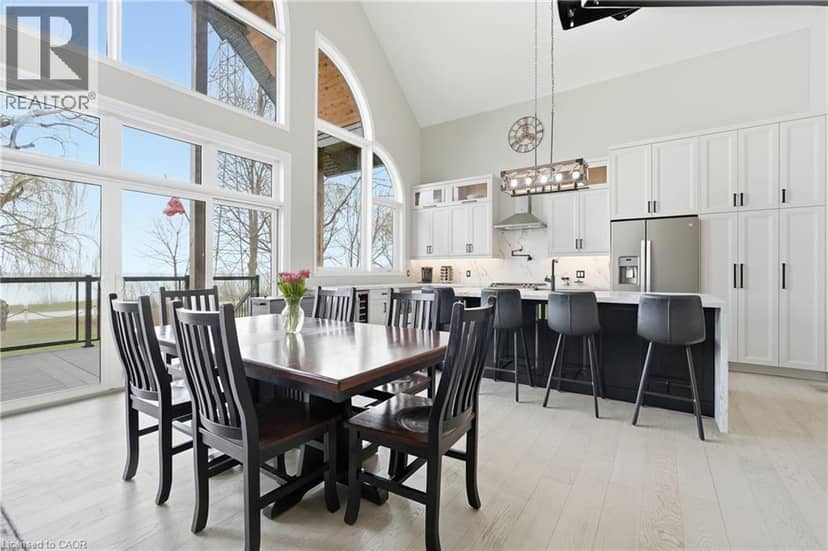 207 BEACH Boulevard — photo 13 of 40