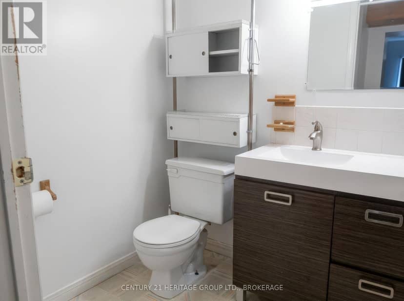 154 Stephen Street — photo 4 of 26