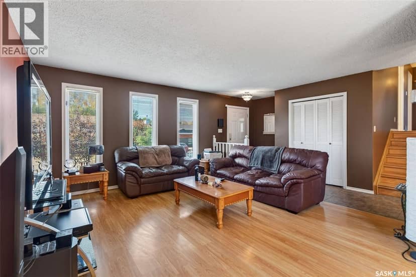 3458 Eagle CRESCENT, Prince Albert, photo 2