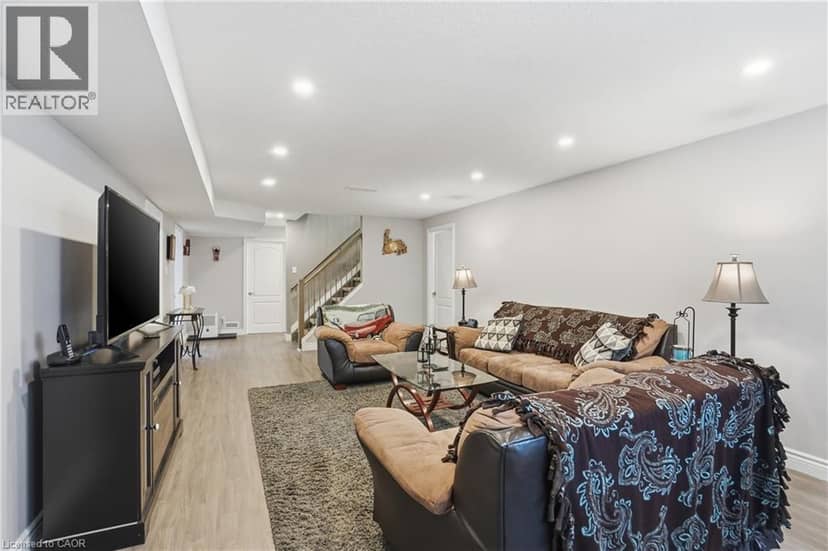 35 PATTEN Drive — photo 26 of 39