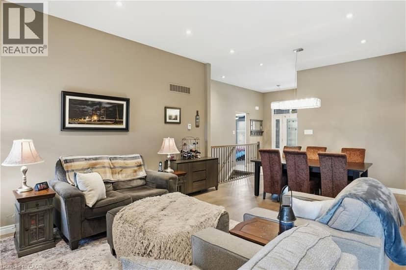 35 PATTEN Drive — photo 11 of 39