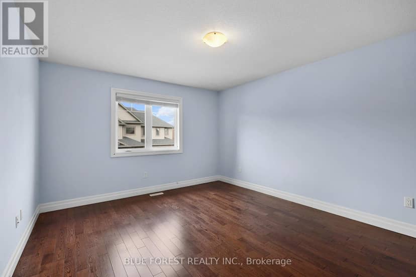 177 - 1061 Eagletrace Drive — photo 28 of 40