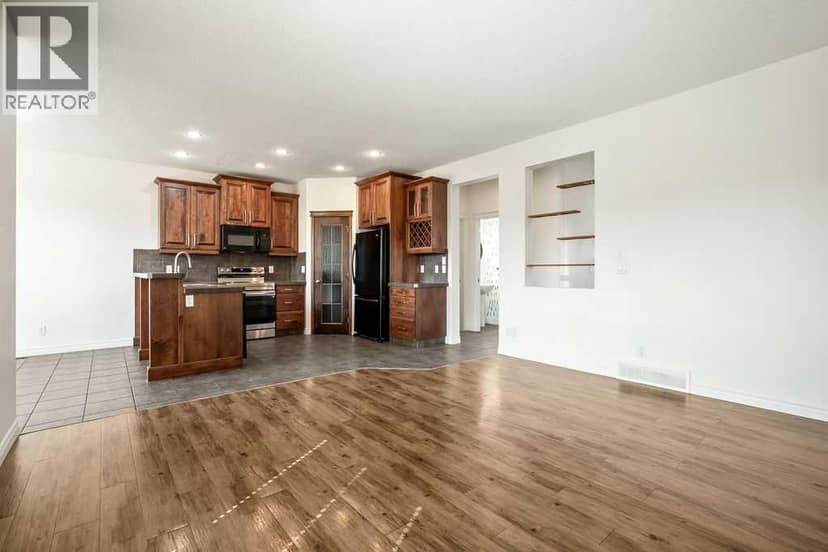 134 Prestwick Terrace SE — photo 13 of 40
