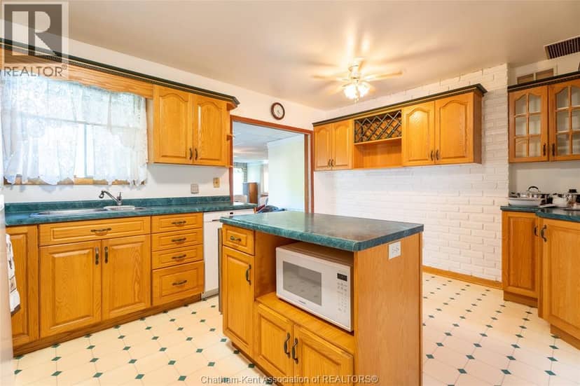 16 Arthur Drive — photo 11 of 40