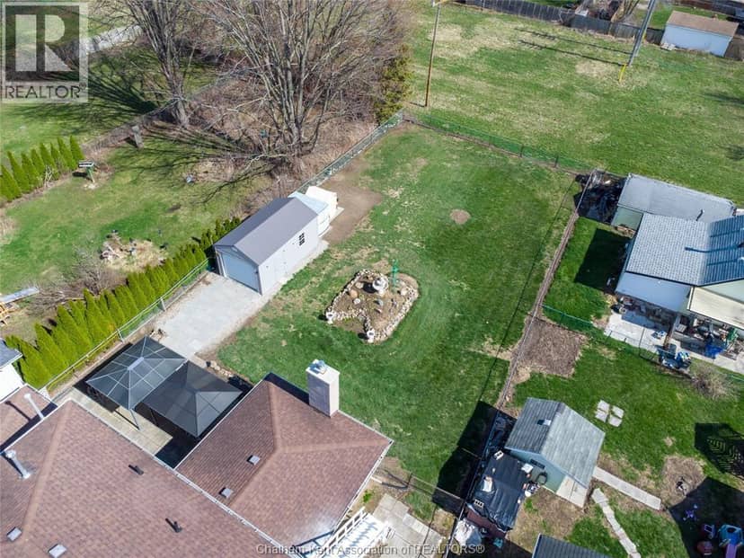 16 Arthur Drive — photo 3 of 40