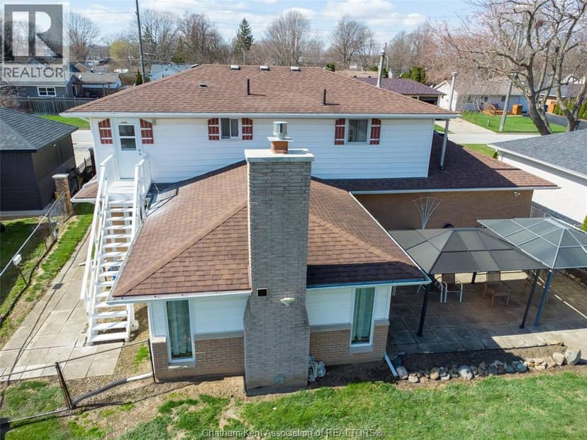 16 Arthur Drive — photo 4 of 40
