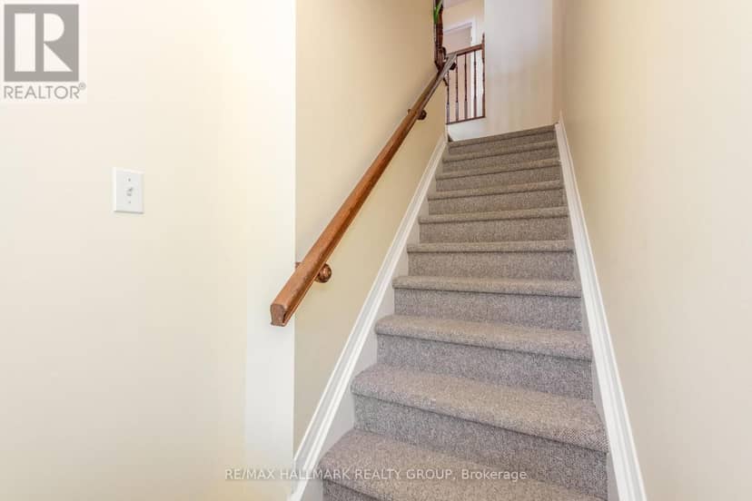 1715 Blohm Drive, Ottawa, photo 5