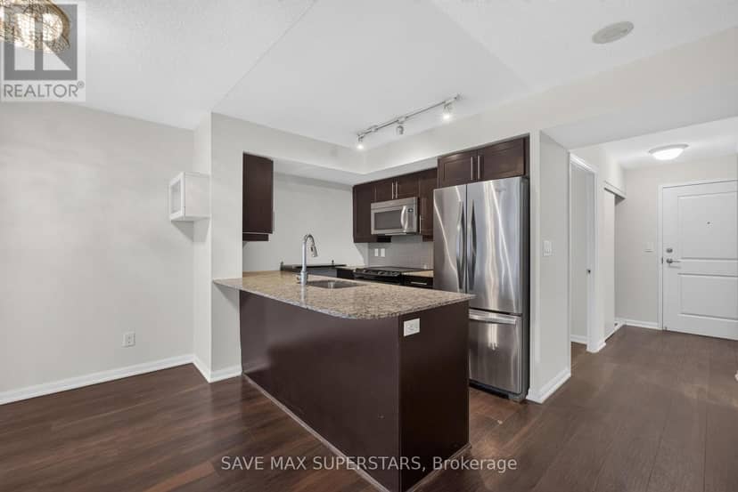 714 - 35 Bastion Street — photo 21 of 40
