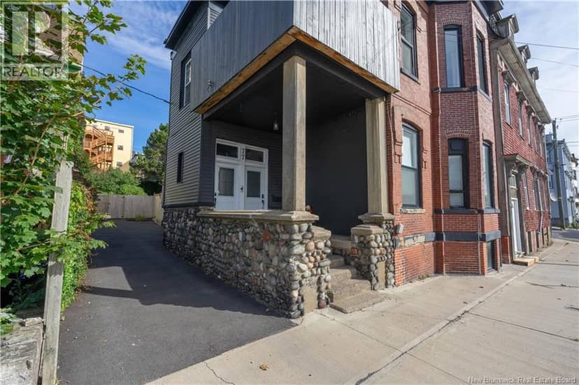 77 Mecklenburg Street — photo 1 of 40