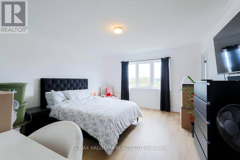 1090 Lockie Drive — photo 11 of 20