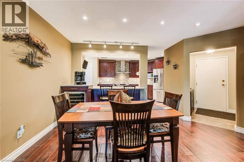 45 BLUE SPRINGS Drive Unit# 32 — photo 11 of 40