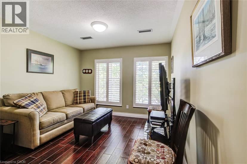 45 BLUE SPRINGS Drive Unit# 32 — photo 24 of 40