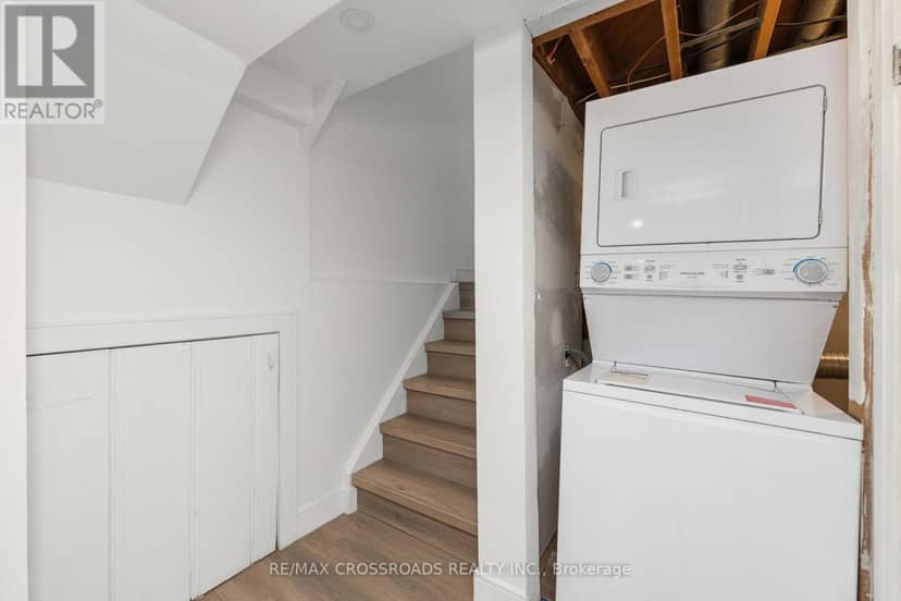 184 Laverock Avenue — photo 29 of 40