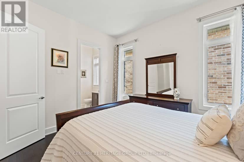 18 Mumberson Street — photo 27 of 40