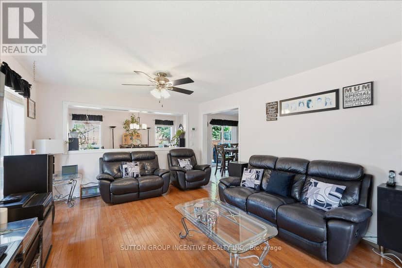17 White Crescent — photo 6 of 40