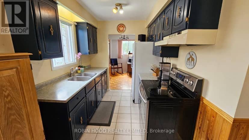 1 - 86A Bernick Drive — photo 5 of 31