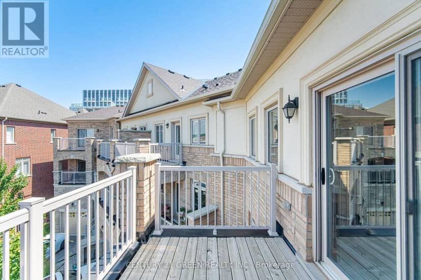 537 Dundas Street E — photo 35 of 40