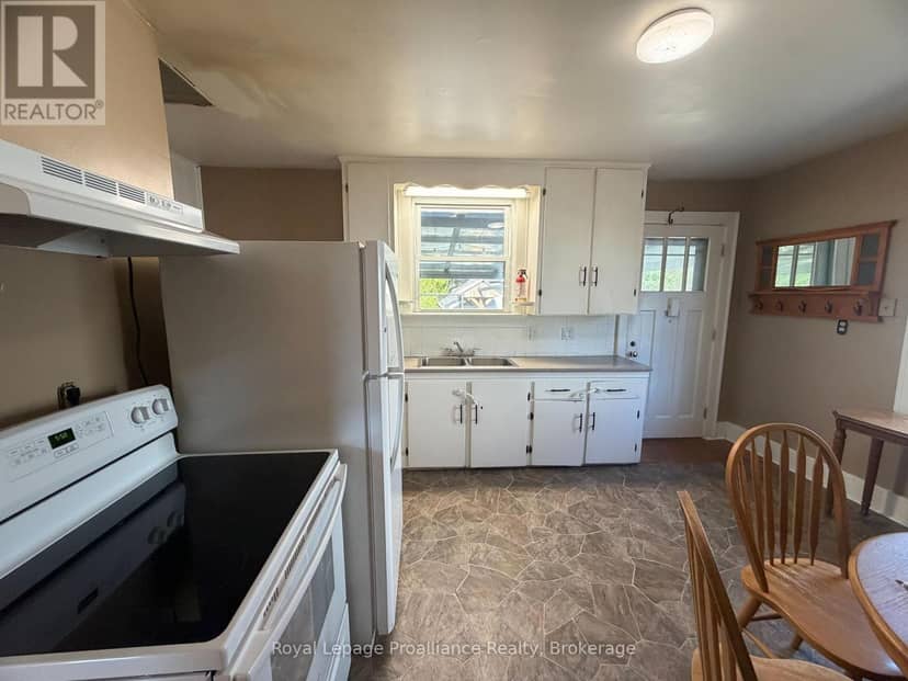 22 Parker Street — photo 10 of 25