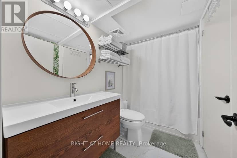 103 - 200 Stinson Street — photo 36 of 40