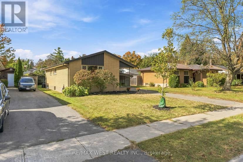 1271 Franklin Drive — photo 2 of 34