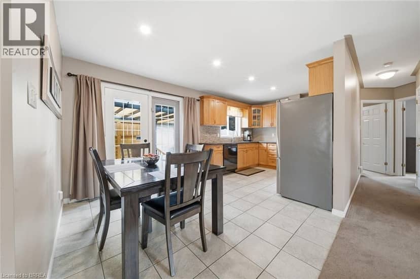 38 OLIVETREE Road — photo 9 of 40