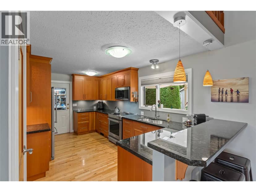 2653 SUNSET Drive, Kamloops, photo 6