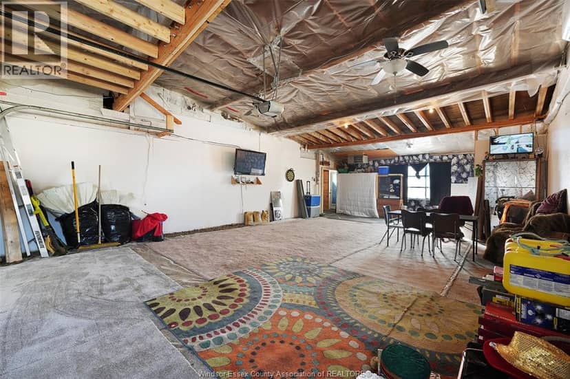 8865 Howard Avenue — photo 27 of 40
