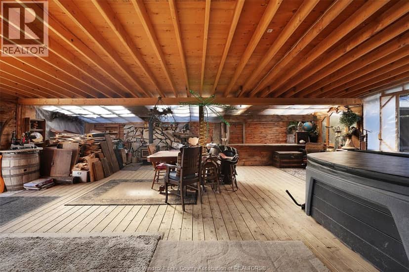 8865 Howard Avenue — photo 28 of 40