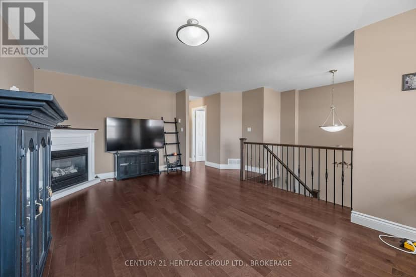 79 Speers Boulevard — photo 12 of 40