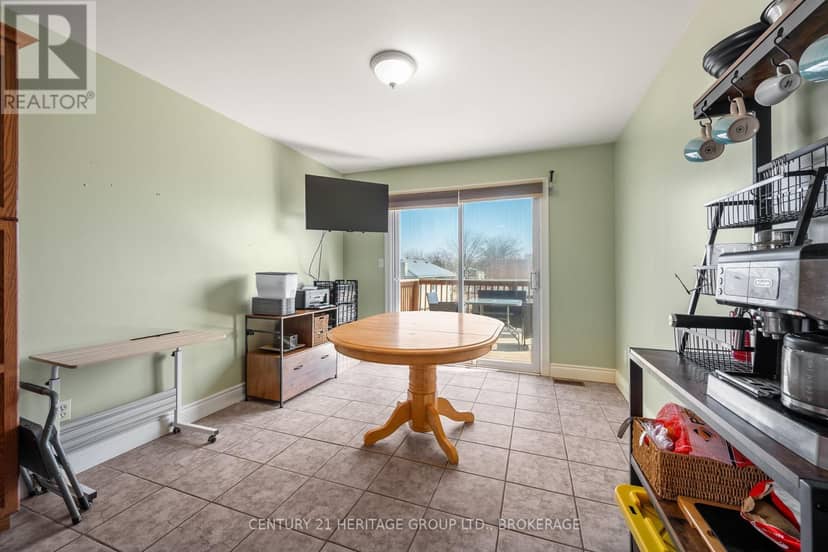 79 Speers Boulevard — photo 14 of 40