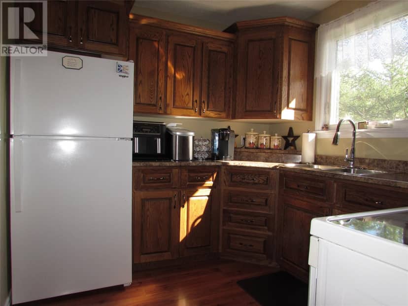181 Main Street — photo 6 of 24