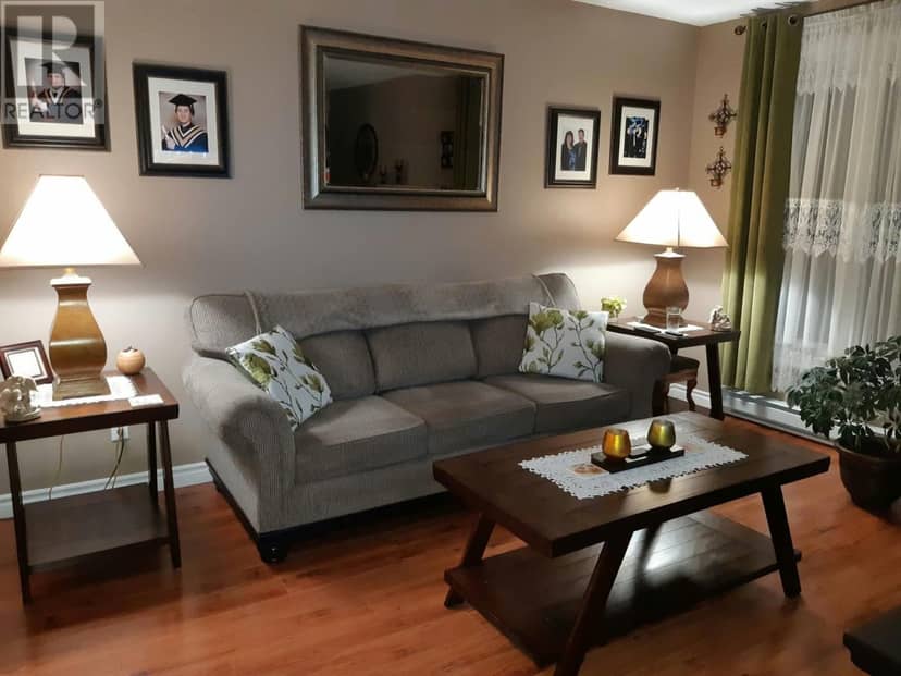 181 Main Street — photo 2 of 24