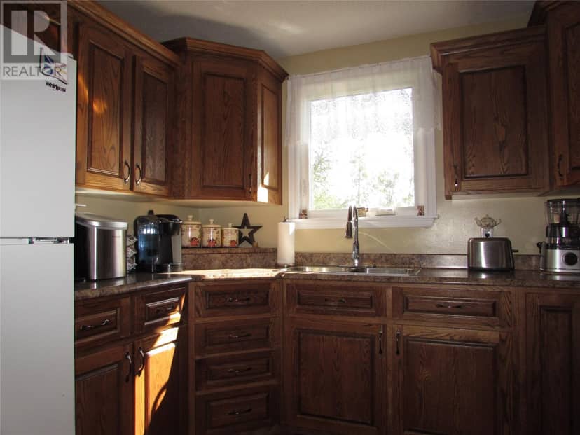181 Main Street — photo 8 of 24