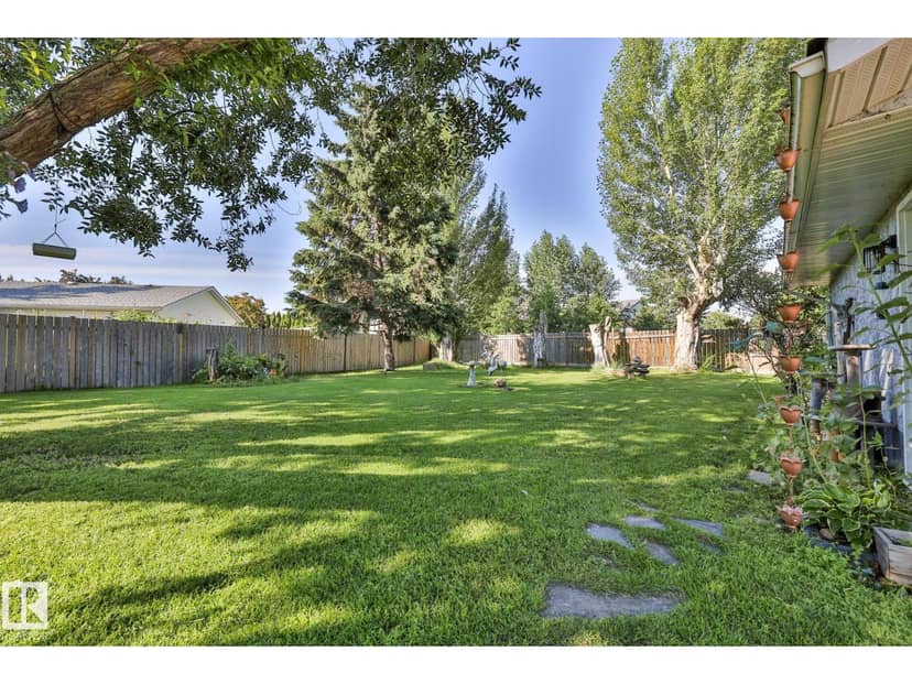 8932 187 ST NW — photo 36 of 40