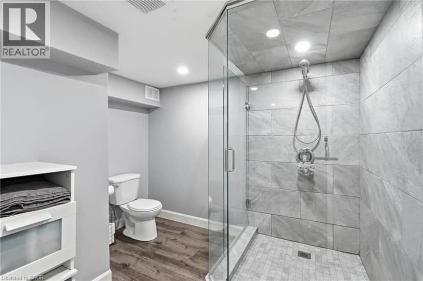 146 LYNDEN Road — photo 30 of 40