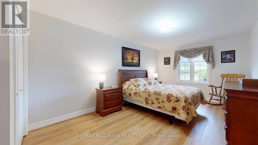 1089 Bridlewood Drive — photo 9 of 34