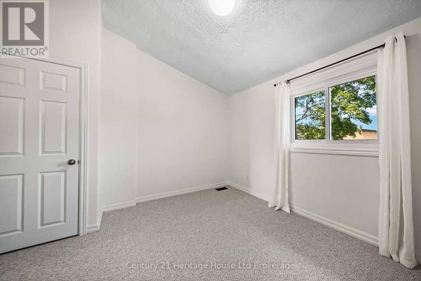 130 - 1090 Kipps Lane — photo 13 of 25