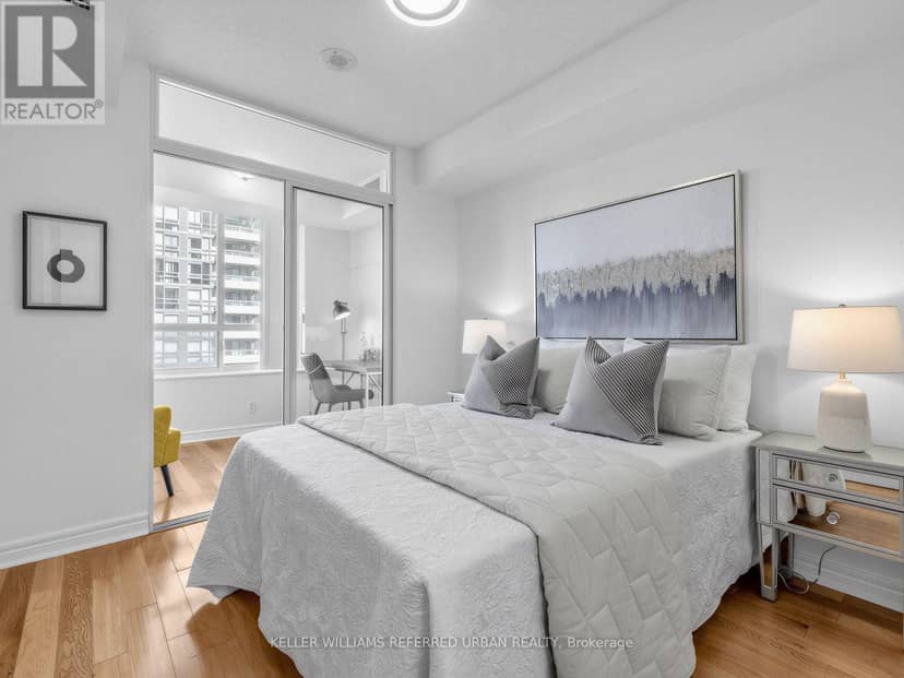 1807 - 23 Hollywood Avenue — photo 7 of 14