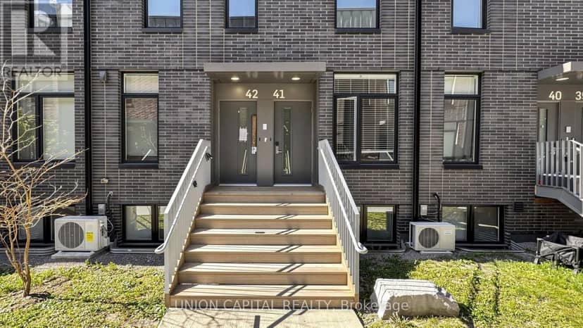 42 - 1740 Simcoe Street N, Oshawa, photo 2