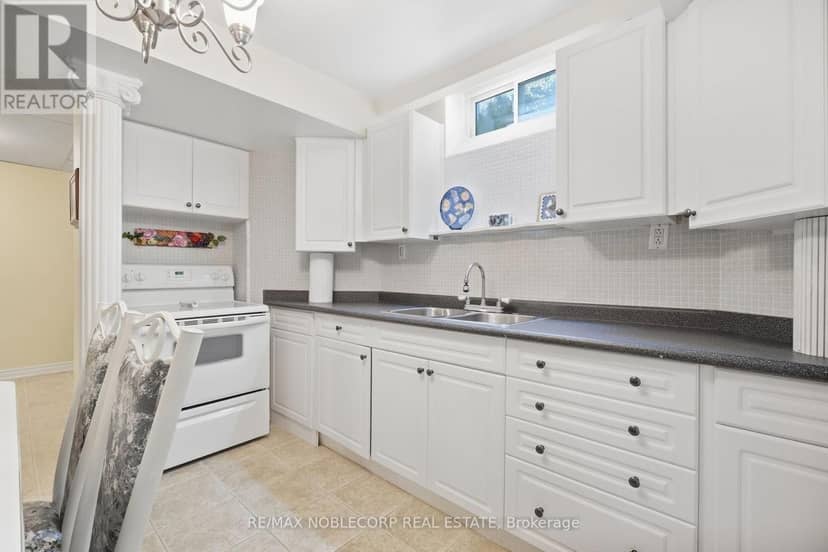 15 Woodland Trail Court — photo 33 of 40