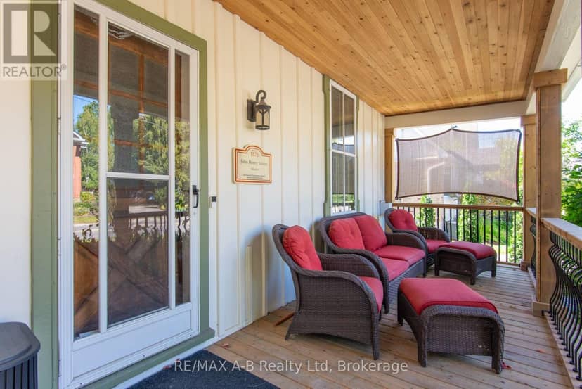 241 Mornington Street — photo 7 of 40