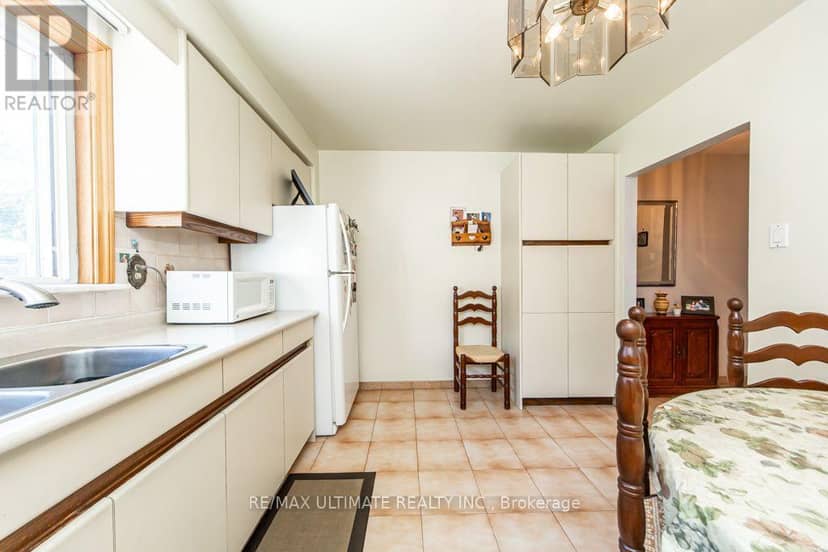 45 McRoberts Avenue — photo 21 of 40