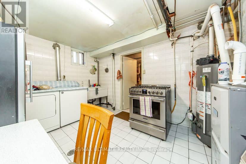 45 McRoberts Avenue — photo 39 of 40