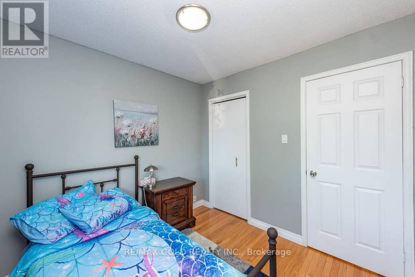 88 Nanport Street — photo 17 of 39