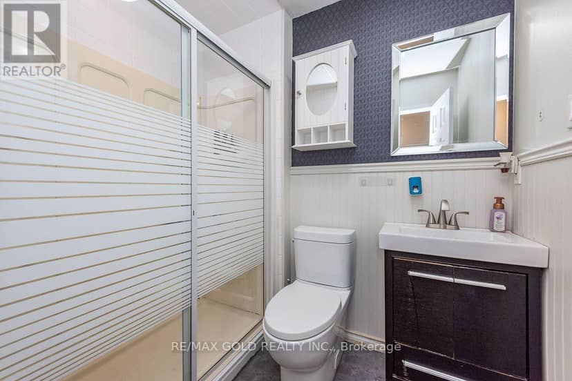 88 Nanport Street — photo 21 of 39